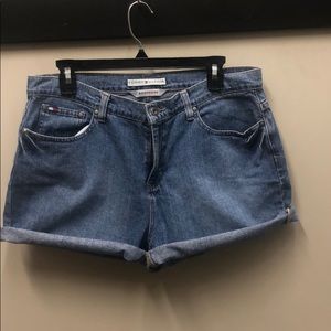 Tommy Hilfiger Boyfriend shorts